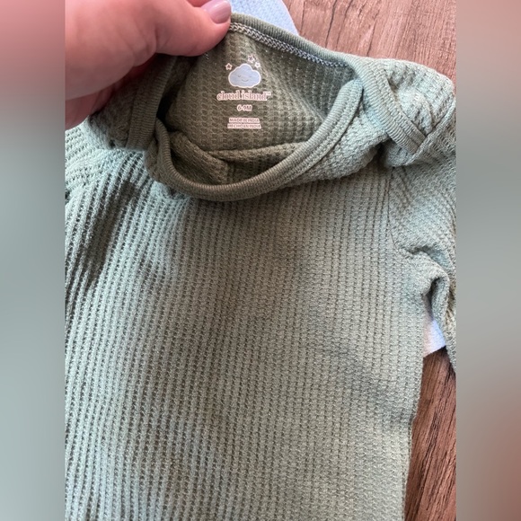 Bundle of Three Long Sleeve Onesies 6-9 Months - Picture 3 of 4